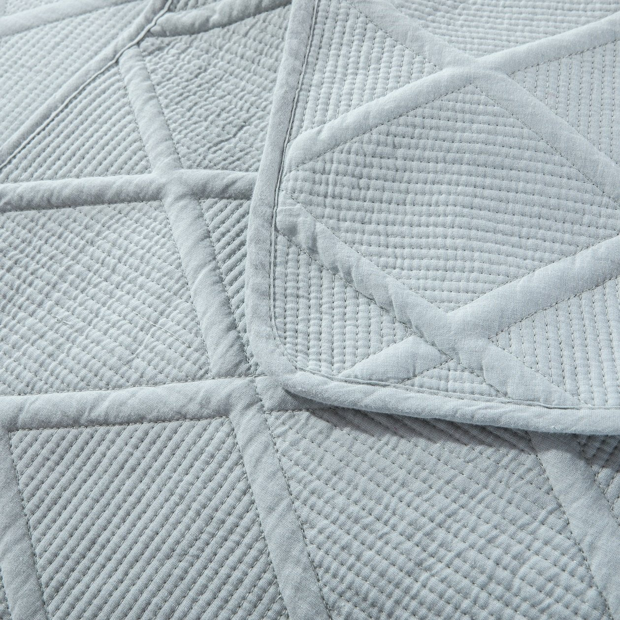 Tache Soothing Pastel Seafoam Blue Diamond Stitch Cotton Quilt Set (JHW-856)